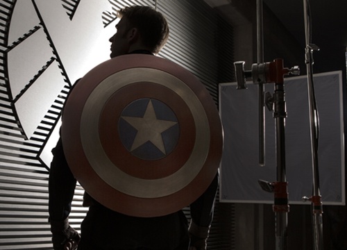 'Captain America 2' tung trailer dau tien hinh anh