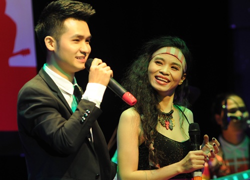 Ban trai Duong Hoang Yen ru Dong Lan 'len dong' hinh anh