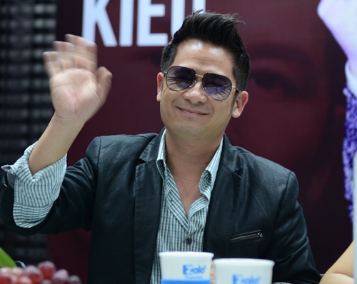 Bang Kieu hom hinh tam biet khan gia hinh anh