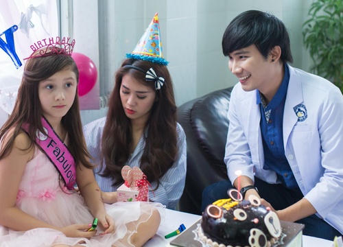 Chi Thien lay nuoc mat khan gia bang clip moi hinh anh