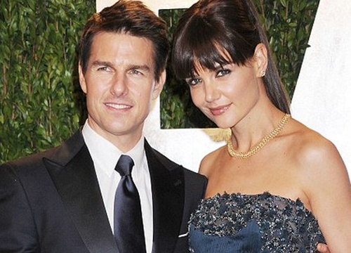 Katie Holmes 'da xoay' Tom Cruise hinh anh