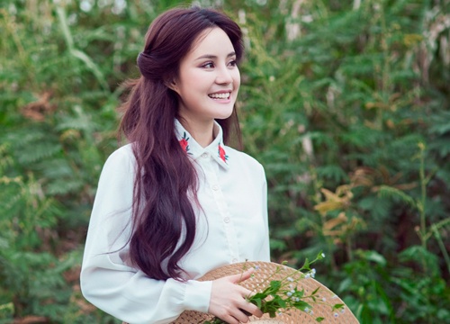 Vy Oanh ban luu dien o My van tung single moi hinh anh