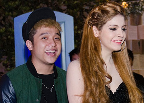 Yanbi than mat voi bo va em trai cua Andrea hinh anh