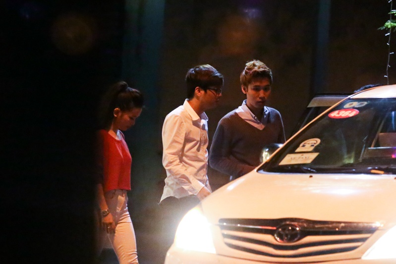 Bui Anh Tuan hen ho ban gai nong bong cua Yanbi hinh anh