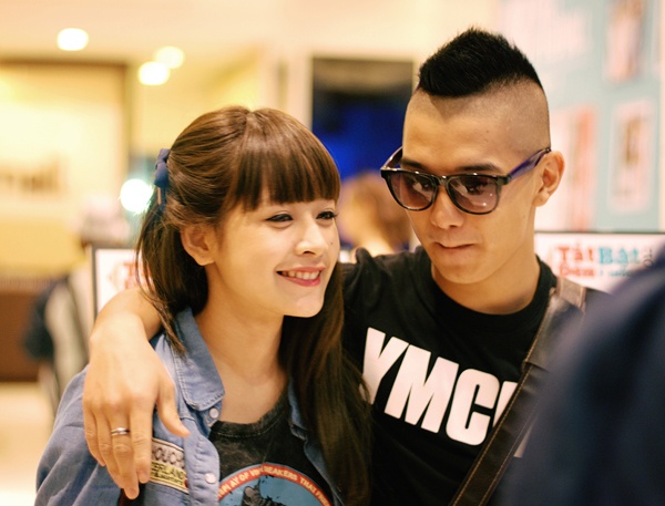 Diem mat cac cap hot girl - ca si on ao nhat nam 2013 hinh anh