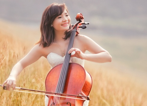 MV nhac Trinh doc dao cua nghe si cello Hoai Xuan hinh anh