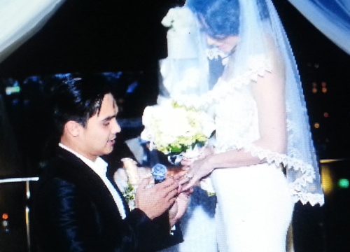 Baggio bat khoc sau khi quy goi trao nhan cho vo hinh anh