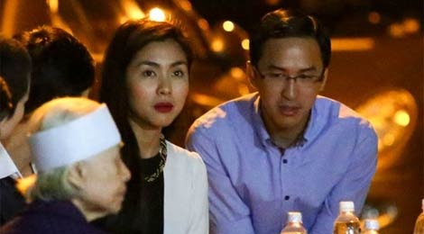 Vo chong Ha Tang toi nha rieng chia buon cung Quang Dung hinh anh