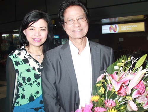 Vo tre thap tung Che Linh ve nuoc lam liveshow o tuoi 71 hinh anh