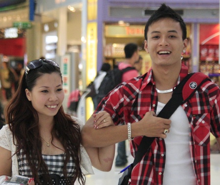 Nhung quy ong Viet lan at nhan sac vo hinh anh