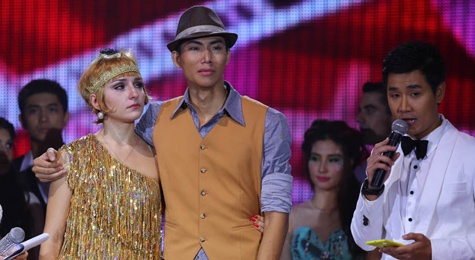 Huu Long khoc khi bi loai khoi Buoc nhay hoan vu hinh anh