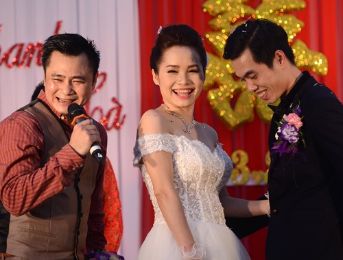 Tu Long lam MC dam cuoi giong ca 'Tinh yeu mau nang' hinh anh