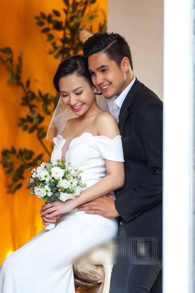 Cuối tháng 1 vừa rồi, Quỳnh Trâm và Baggio đã chính thức nên duyên vợ chồng trong một đám cưới được tổ chức khá đơn giản và ấm cúng tại TP.HCM.