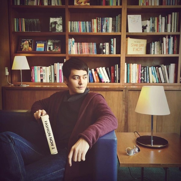 Là MC nổi tiếng và đắt show số 1 làng giải trí, ít ai biết rằng MC Phan Anh sinh năm 1981 và là ông bố của ba thiên thần nhỏ. Sở hữu chiều cao ấn tượng cùng ngoại hình bảnh bao cũng là lợi thế giúp Phan Anh ngày càng thành công hơn trong vai trò MC.