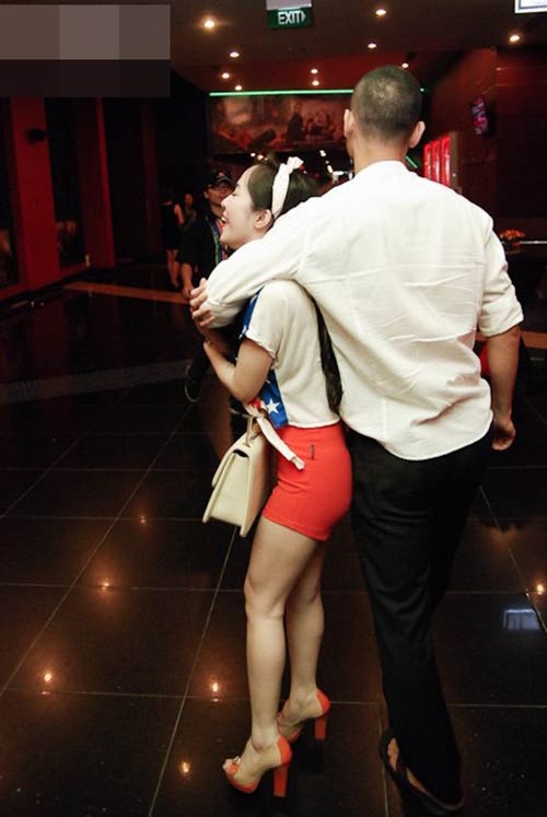 Đặc biệt, với chiều cao của mình, Doãn Tuấn khiến Quỳnh Nga không ít lần bất ngờ.