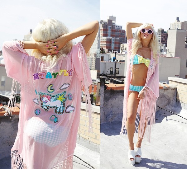 Cô nàng này lại thích 