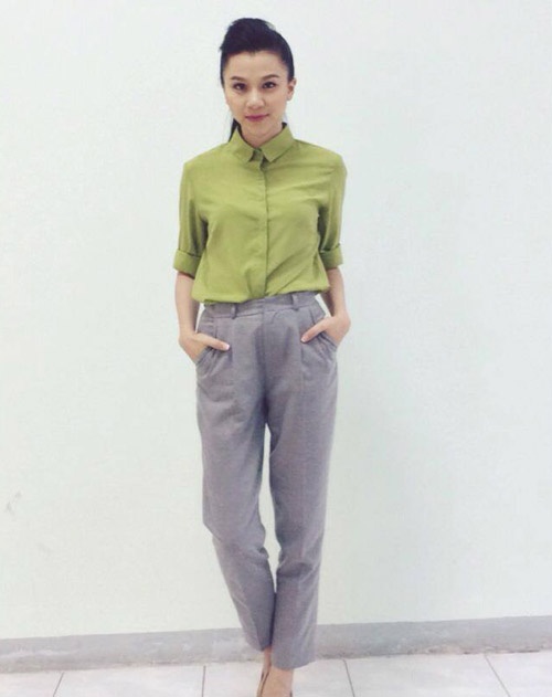 Một sự phối hợp menswear nhã nhặn, tươi trẻ.