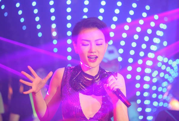 Think of you hinh anh