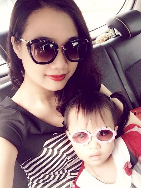 Hiện tại, Lan Hương một mình nuôi con gái sau khi ly hôn hơn nửa năm.