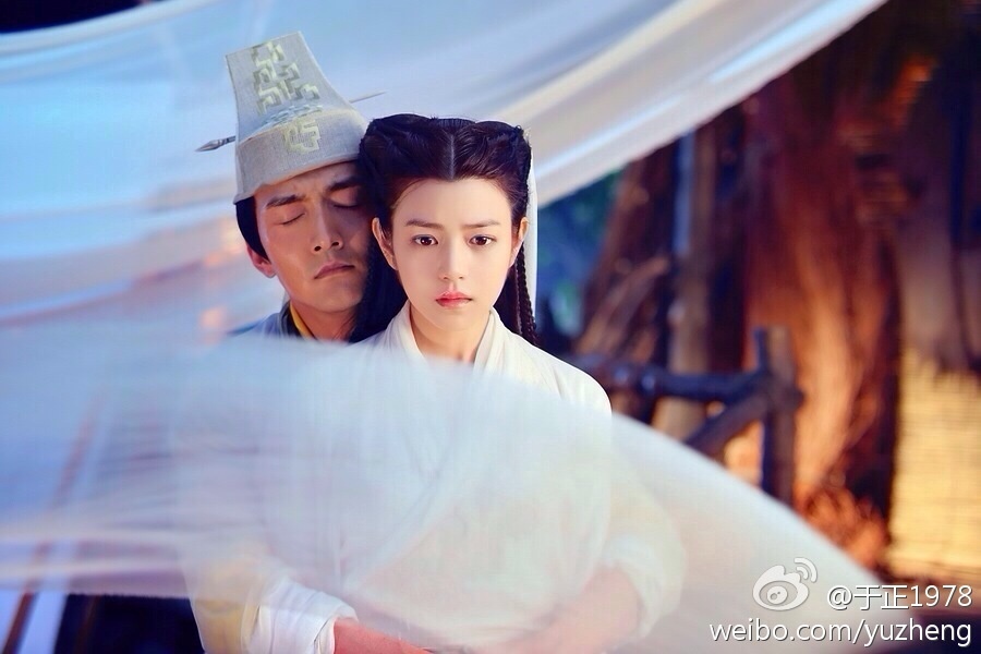 Mặc dù phim chưa lên sóng nhưng ngay từ khi tuyển diễn viên tới quá trình bấm máy, nữ chính Trần Nghiên Hy liên tục hứng chịu 