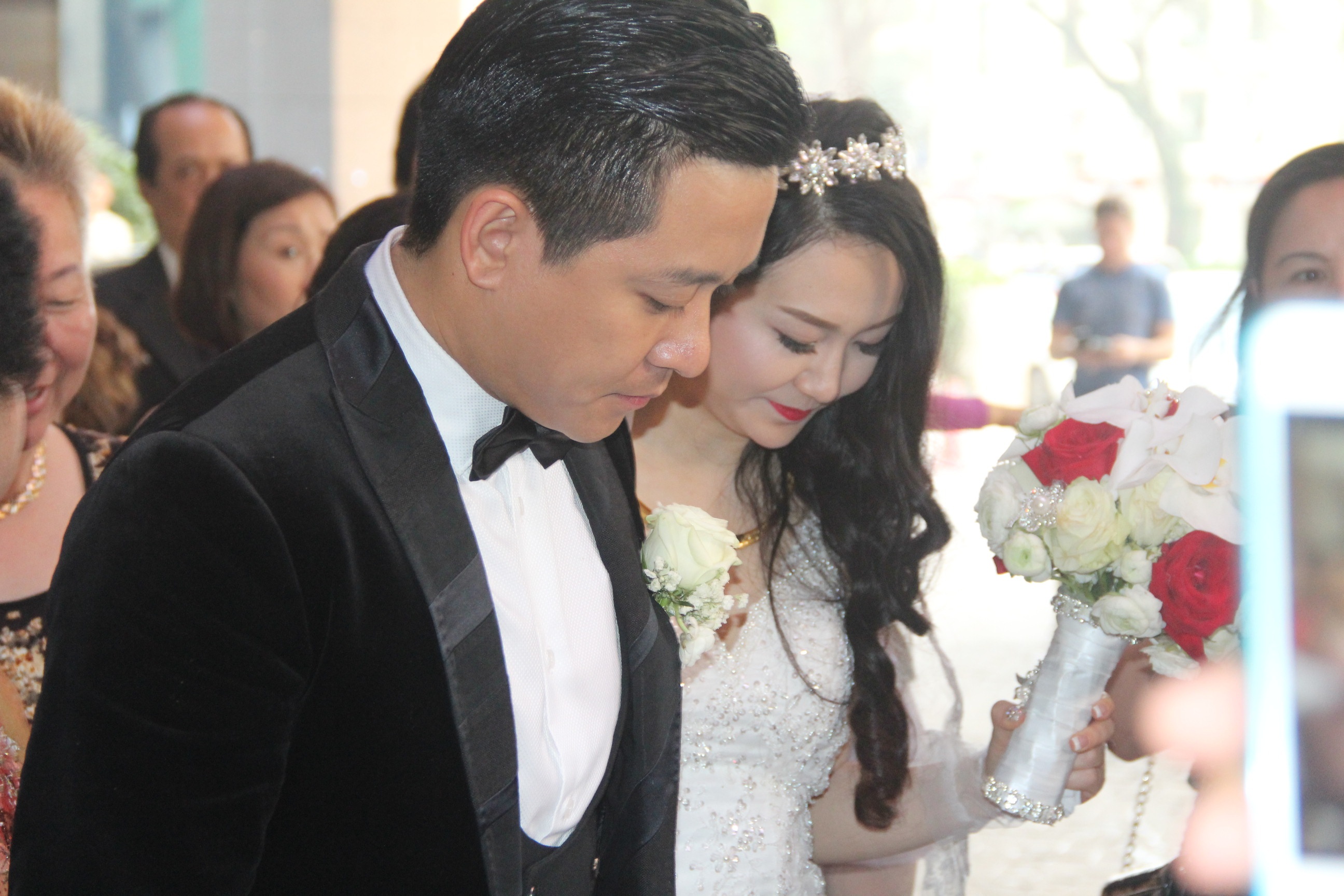 Tuấn Hưng và Hương Baby trong ngày cưới.