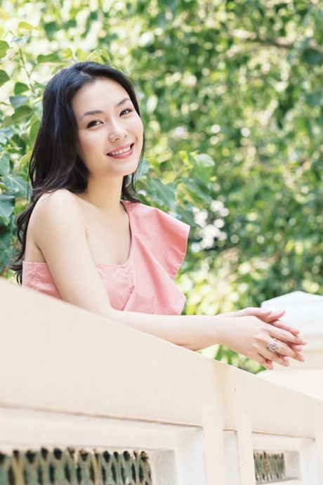 Chia sẻ cảm xúc sau nhiều năm rời xa sân khấu, MC Ngọc Linh không khỏi bùi ngùi: 