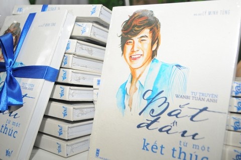 Nhung cuon tu truyen ghi dau an cua sao Viet hinh anh