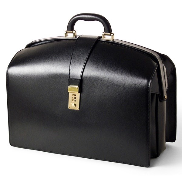 Túi Doctor: thiết kế túi này lấy cảm hứng từ chiếc túi đựng dụng cụ của bác sỹ. Túi có phom cứng cáp với đáy túi phẳng. 