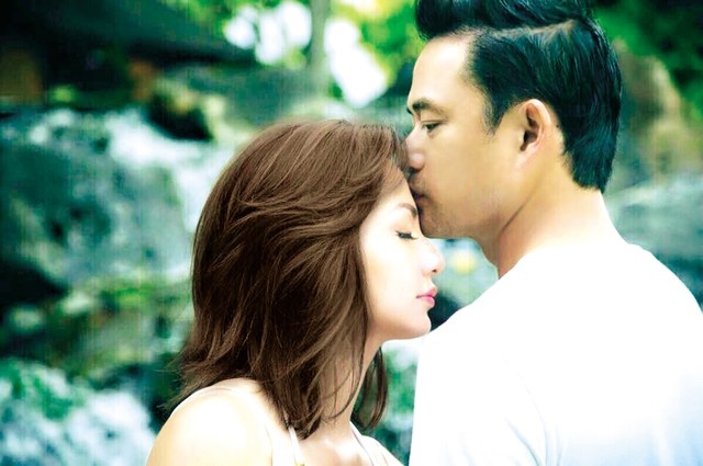 Ngọc Thúy bình yên bên người chồng hiện tại ở Mỹ.