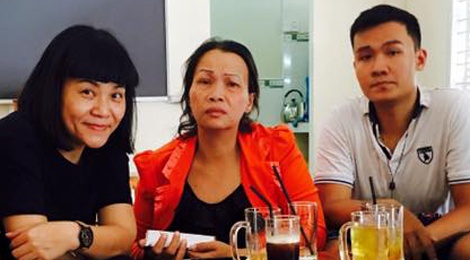 Mr. Dam ung 50 trieu dong giup su tu Kim Loan tri benh hinh anh