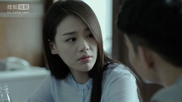 1. Giản Dao trong Hãy nhắm mắt khi anh đến  Giản Dao (Mã Tư Thuần) có tính cách ngọt ngào, dịu dàng, phóng khoáng và rất thông minh. Tốt nghiệp đại học ngoại ngữ, cô trở thành phiên dịch cho Bạc Cận Ngôn (Hoắc Kiến Hoa) – giáo sư thiên tài trong lĩnh vực tâm lý tội phạm.