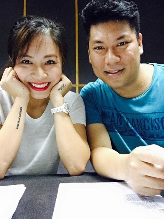 Ngoài ra, trên cánh tay và bàn tay, nữ MC cũng sở hữu những hình xăm nhỏ với nhiều thông điệp ý nghĩa cô muốn khắc ghi trong cuộc sống.