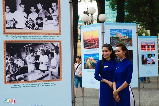 Triển lãm đầu tiên tại đường sách Nguyễn Văn Bình - TP HCM được tổ chức vào ngày 20/10. Triển lãm giới thiệu sách, tư liệu chào mừng Đại hội đại biểu Đảng bộ TP HCM lần thứ X và Đại hội Đảng toàn quốc lần thứ XII. Ảnh: Hải An