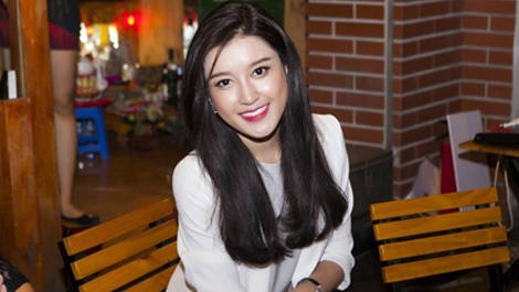 Huyen My chia se ve hinh mau nguoi yeu trong ngay sinh nhat hinh anh