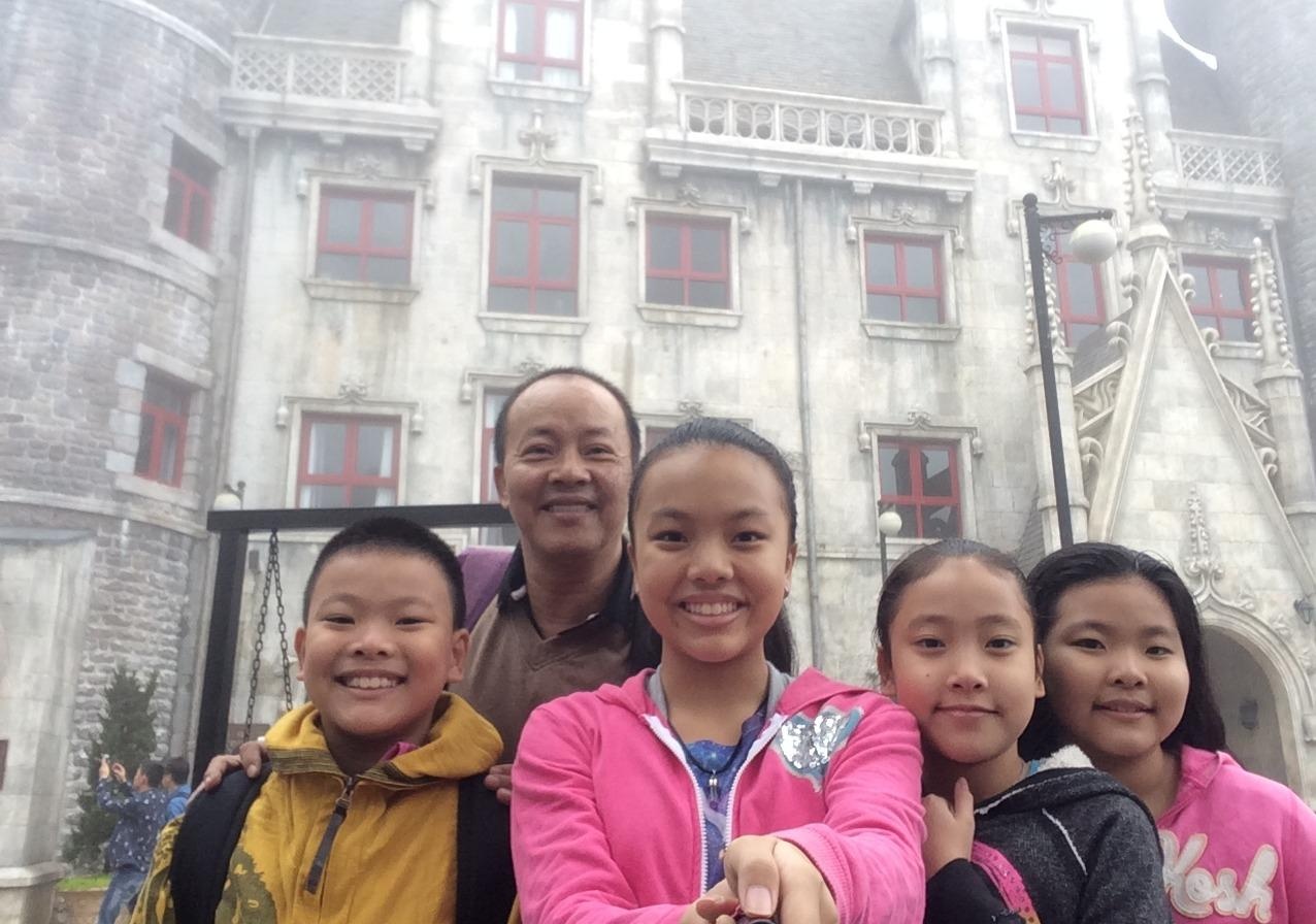 Duc Hai: 'O khach san 5 sao ngu khong ngon vi thieu mui con' hinh anh