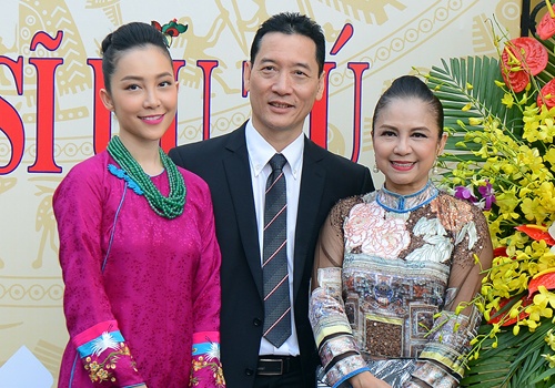 Bo me la 'o-sin' Linh Nga tin tuong nhat hinh anh