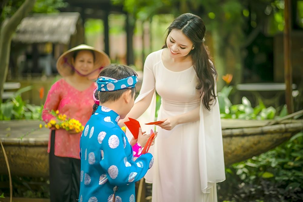 Canh thiep dau xuan - Thuy Mien hinh anh