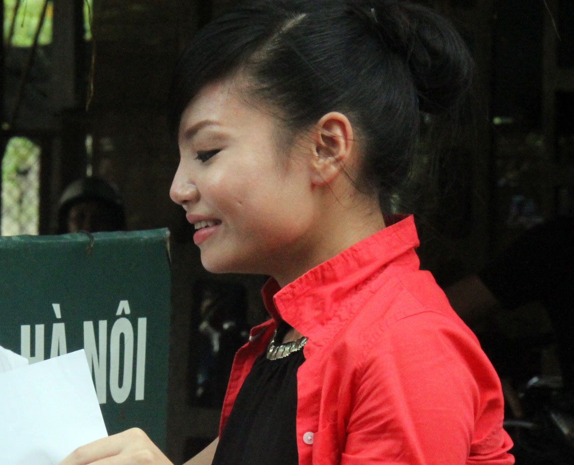 Kieu nu he lo muc thu nhap nghe moi gioi mai dam hinh anh