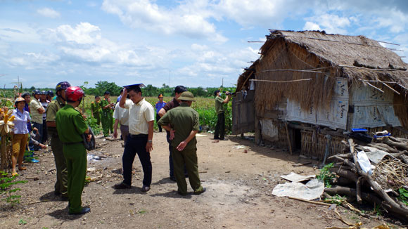 Chong bop co vo chet roi tim cach phi tang hinh anh