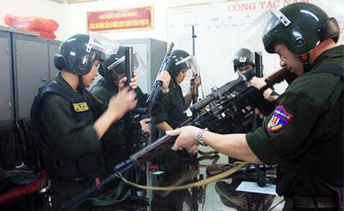 Hai toi pham nguy hiem nguoi Nga bi bat o Viet Nam hinh anh