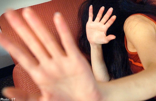 Dung clip sex khong che, cuong dam ban gai hinh anh