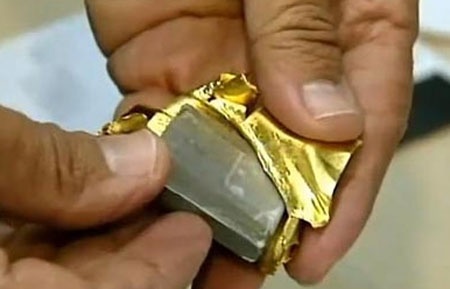 Khoi to vu the chap vang gia, rut 19 ty dong tien that hinh anh