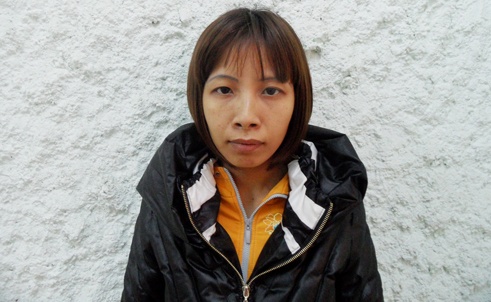 Bi cuom sach tai san vi nghi trua voi co gai moi quen hinh anh