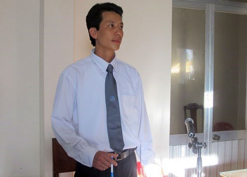 Luat su vu 5 CA dung nhuc hinh: Dan than vi nguoi 'be hong' hinh anh