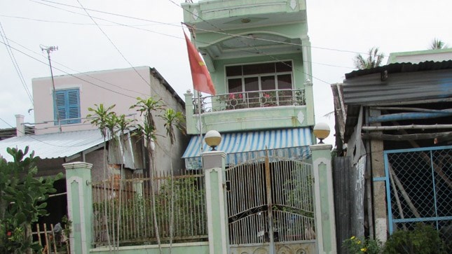 Căn nhà lầu bà Sành nơi xảy ra vụ án.