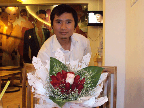 De nghi truy to ke chem chet nguoi yeu tai quan an hinh anh