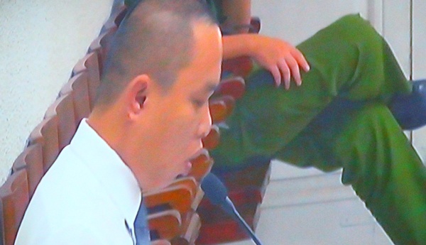 Luật sư Hoàng Đôn Hùng