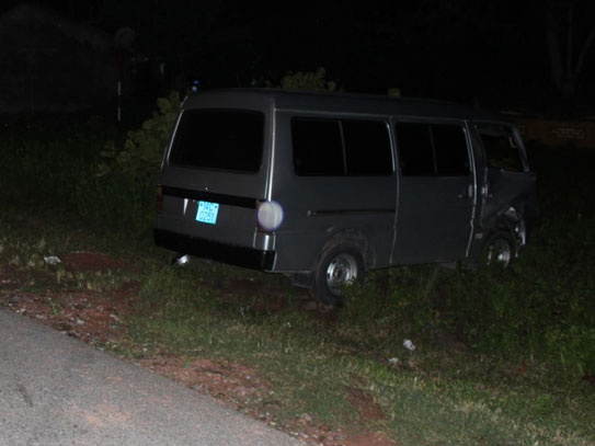 Chang duong truy bat ten cuop oto qua anh hinh anh