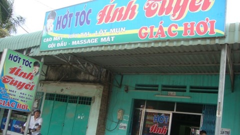 Phia sau vu an 'khach cat toc hiep dam chu quan' hinh anh