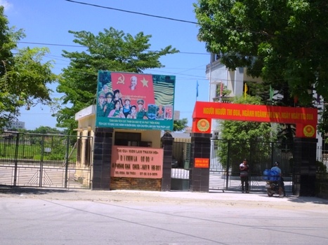 Trụ sở Đội KLCĐ. Rất có thể, cán bộ kiểm lâm dính líu trực tiếp chưa dừng lại ở con số 1 người.